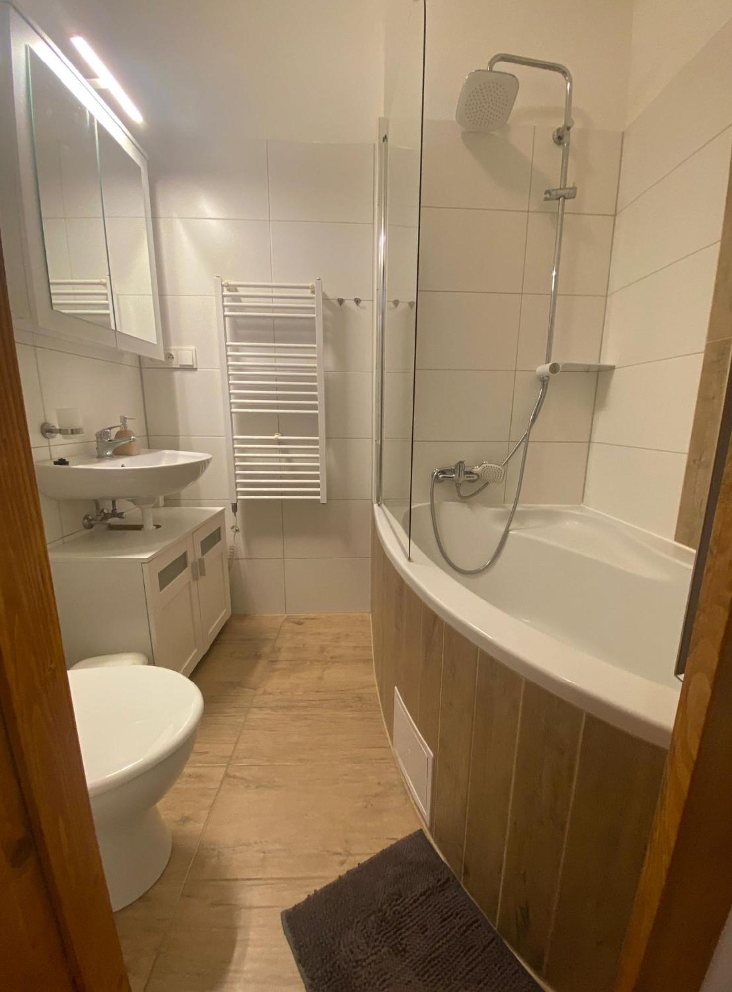 Apartmany Johanka Nachod Bagian luar foto