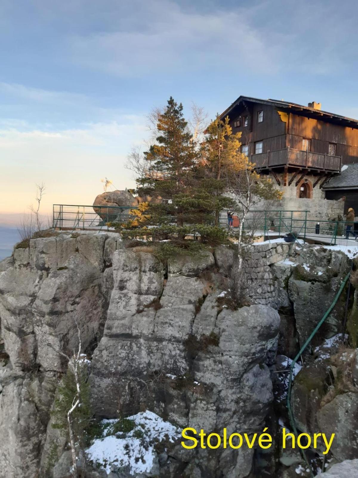 Apartmany Johanka Nachod Bagian luar foto